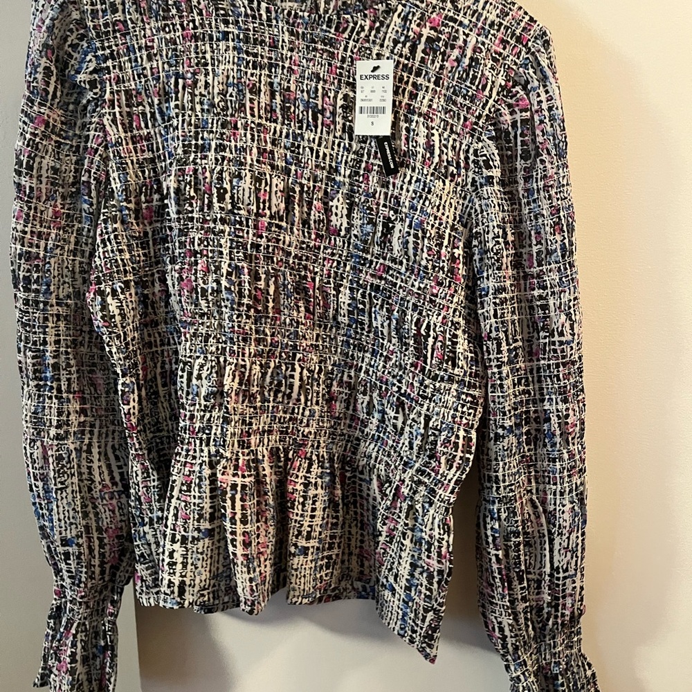 Express Blouse - Picture 3 of 5